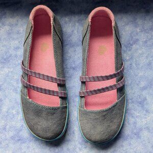 Acorn Canvas slip-on shoes